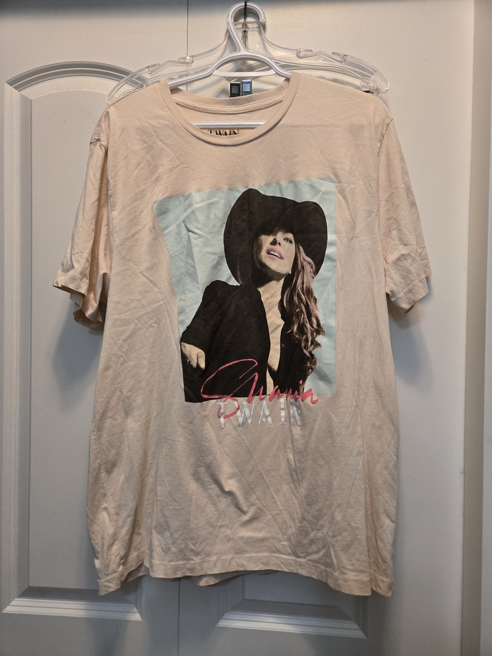 Shania Twain Graphic Tee - Cream Women's Short Sleeve Top